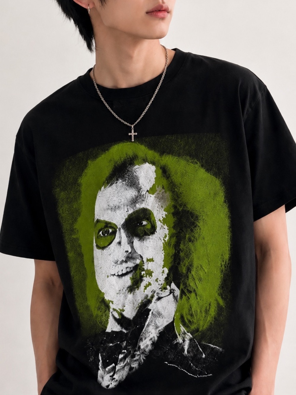 BEETLEJUICE NWT Graphic Tee Men’s Size Small Black Movie Horror Goth Shirt